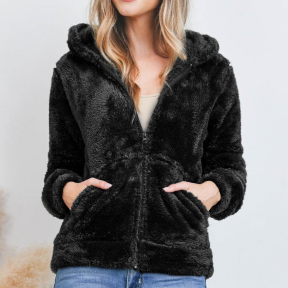 NWT WARM! LUXURY SOFT Jacket with Hood and Pockets! Unlined